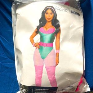 Fashion nova doll costume. Worn once has all pieces. Sold out on fashion nova